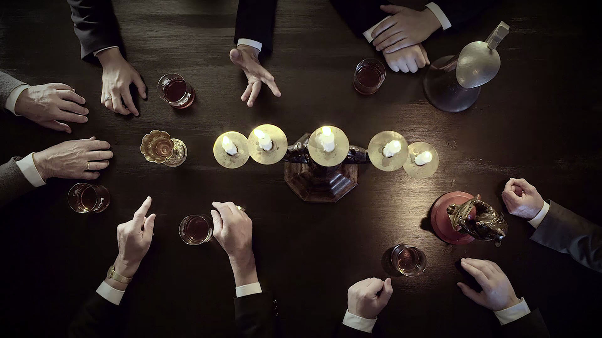 vineum bodensee Trinkkulturen Projection - Topshop Diskussion am Tisch